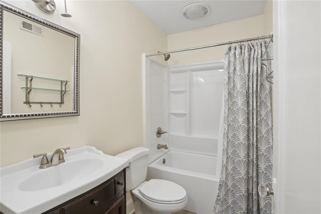 266 Midvale Drive Ne Property Photo 10