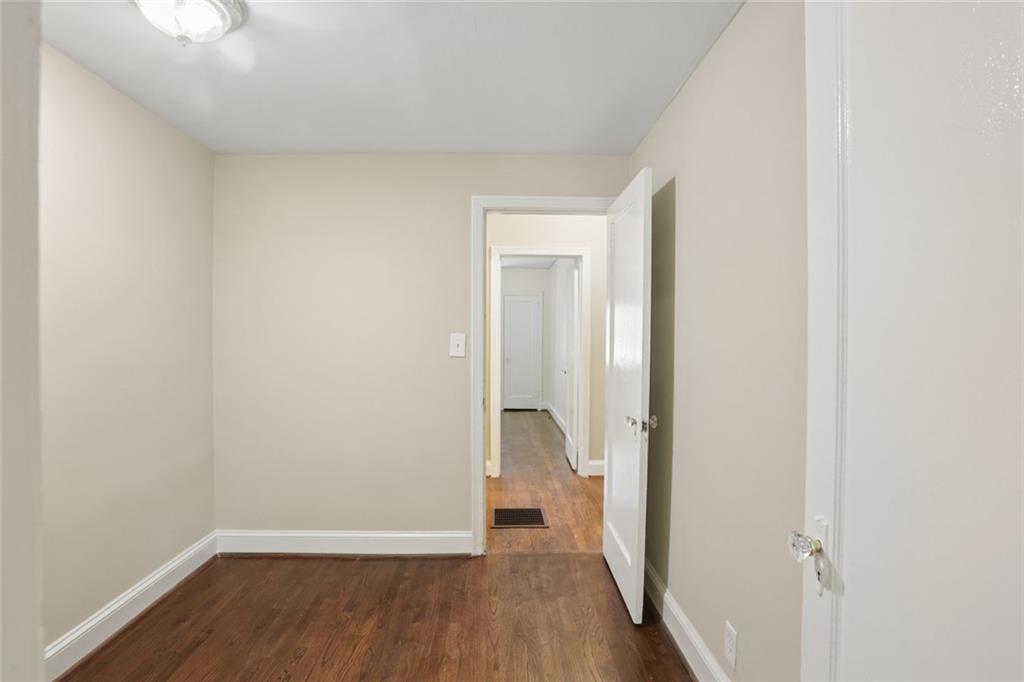 266 Midvale Drive Ne Property Photo 17