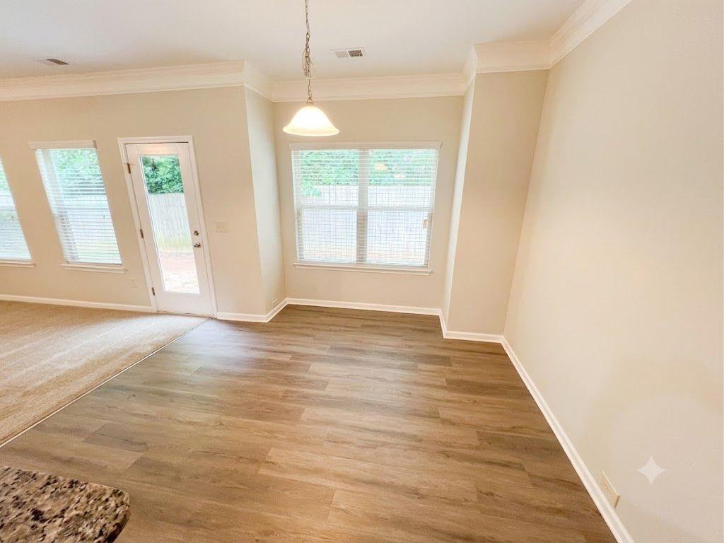 1086 Blind Brook Circle Property Photo 8