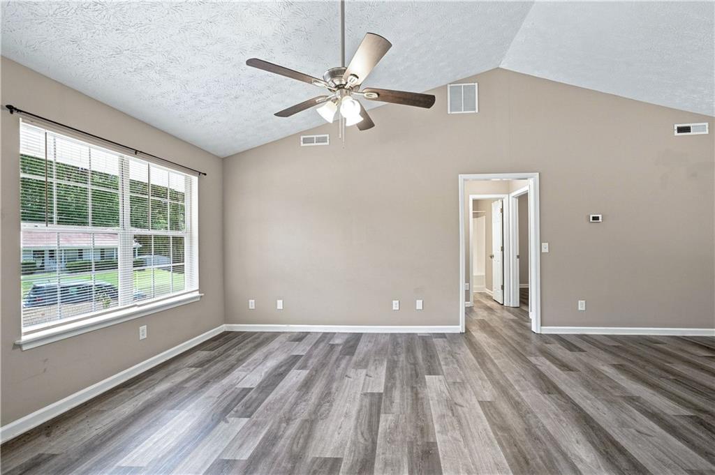 6985 Crooked O Trail Property Photo 4