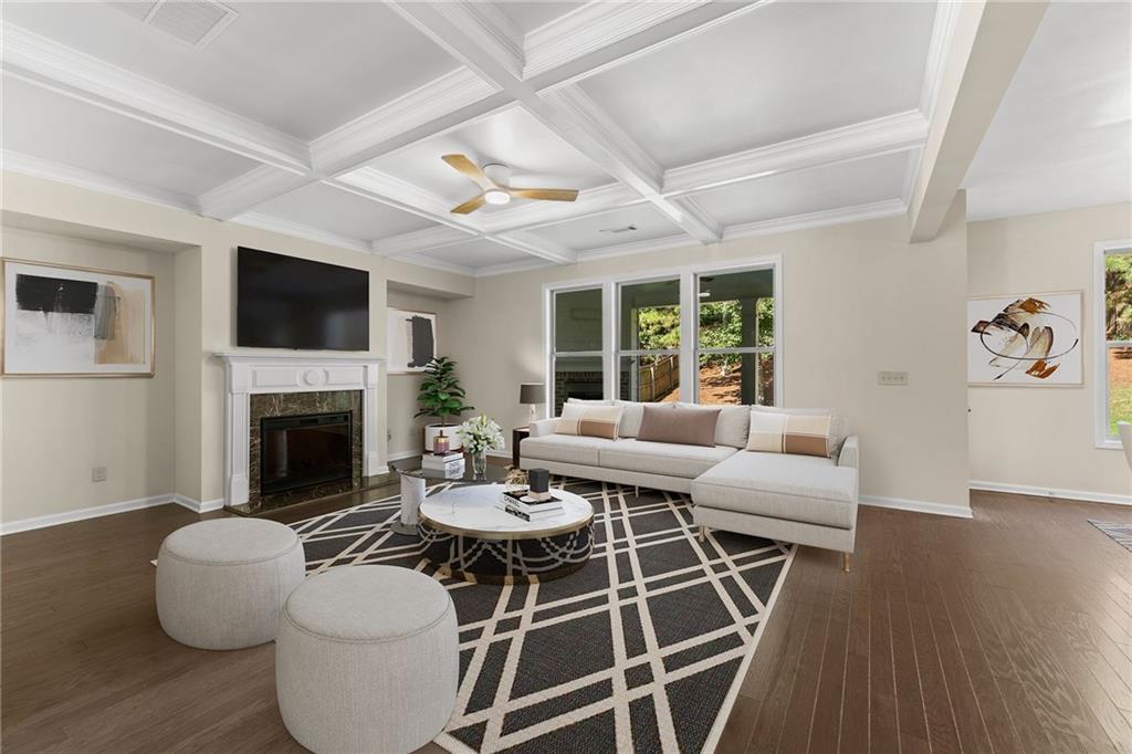 7491 Silk Tree Pointe Property Photo 9