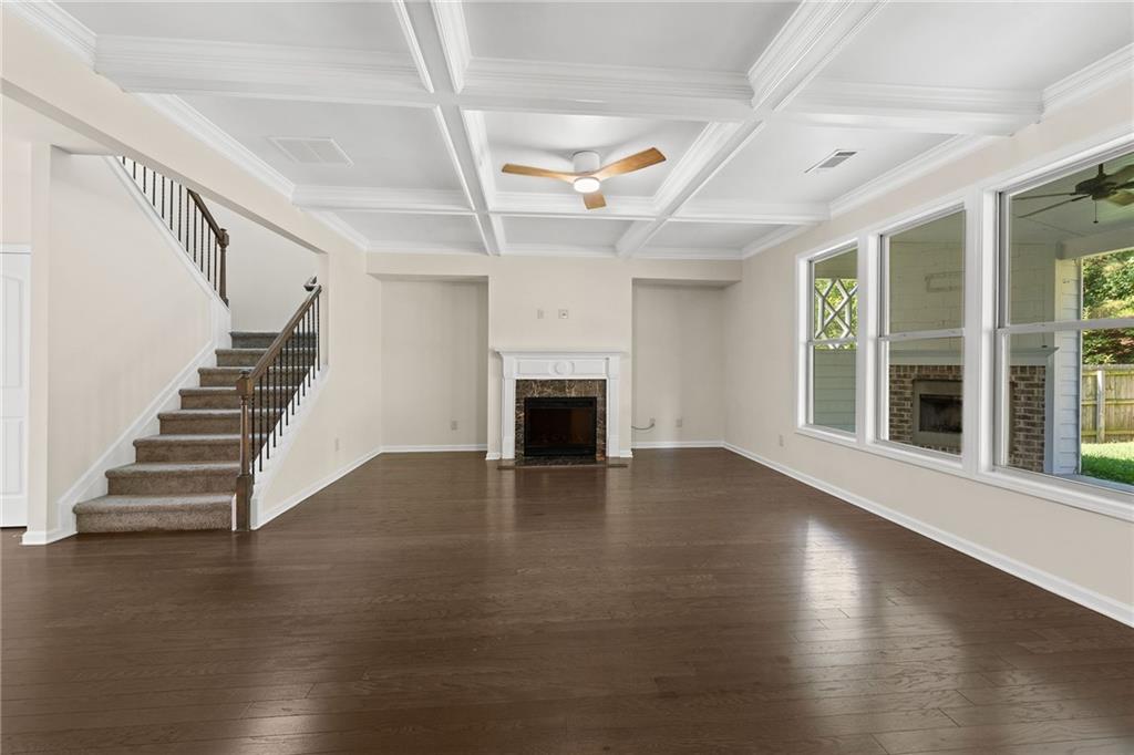7491 Silk Tree Pointe Property Photo 10