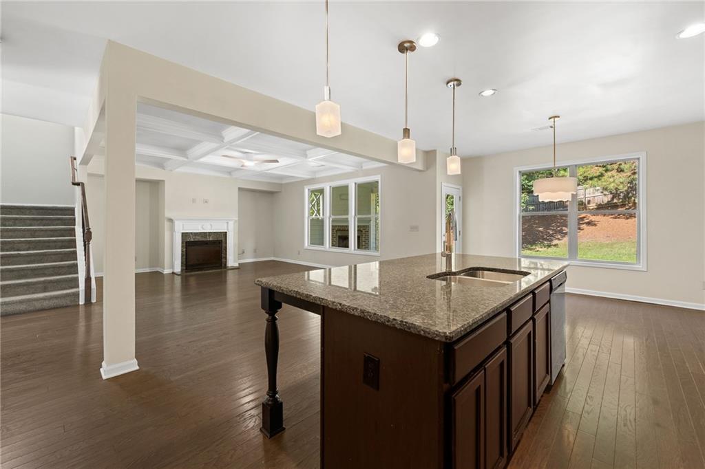 7491 Silk Tree Pointe Property Photo 18