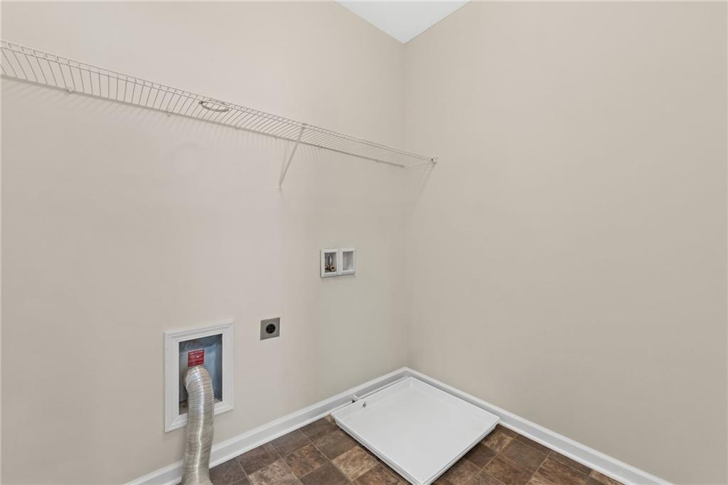 7491 Silk Tree Pointe Property Photo 43