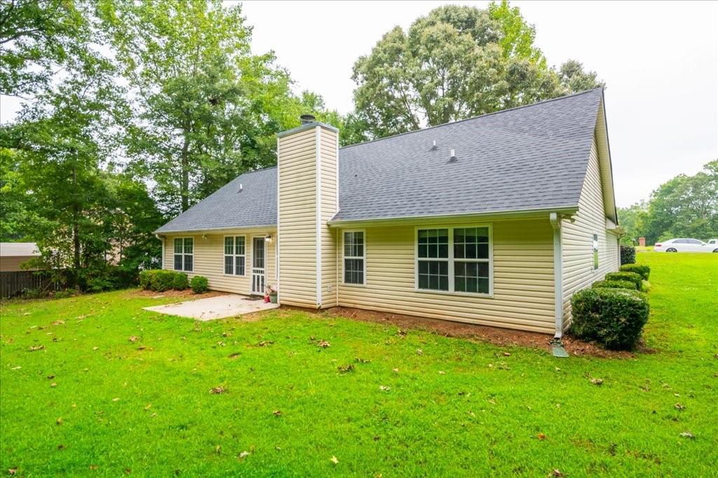 215 Highgrove Drive Property Photo 30