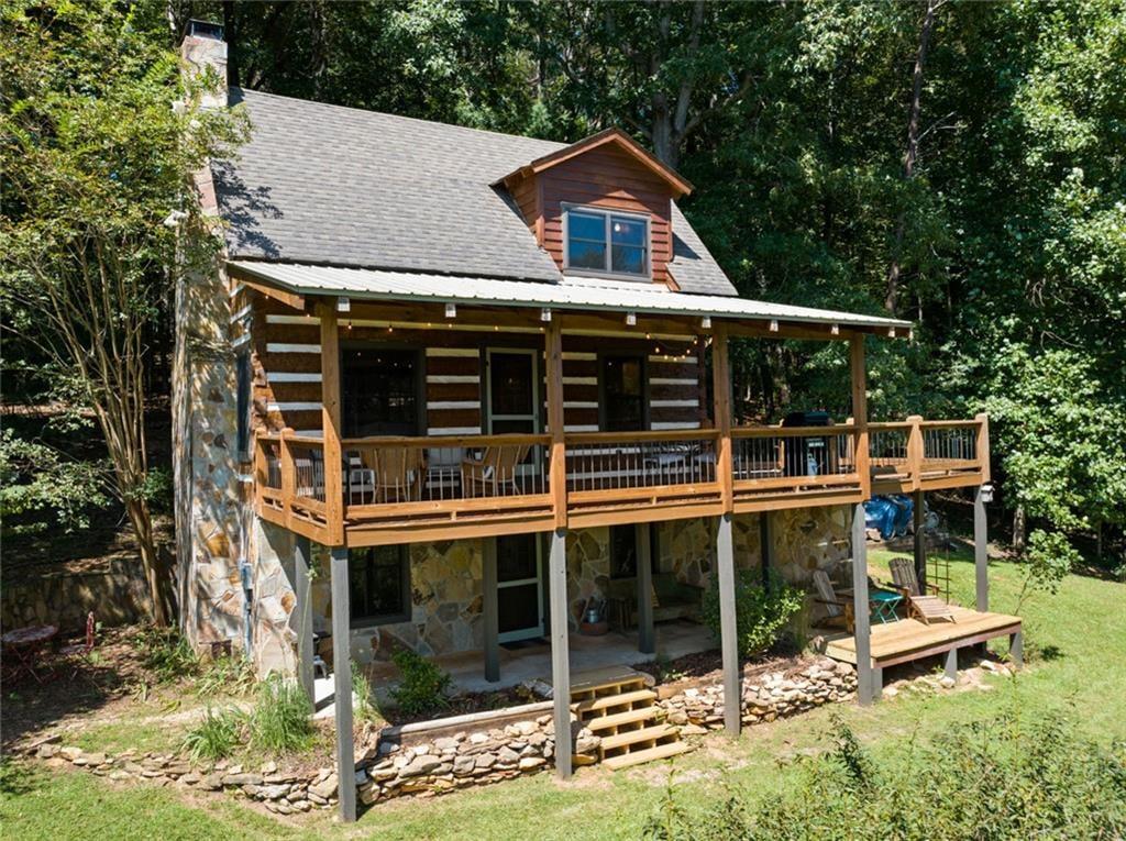 104 Blue Mountain Lane Property Photo 1
