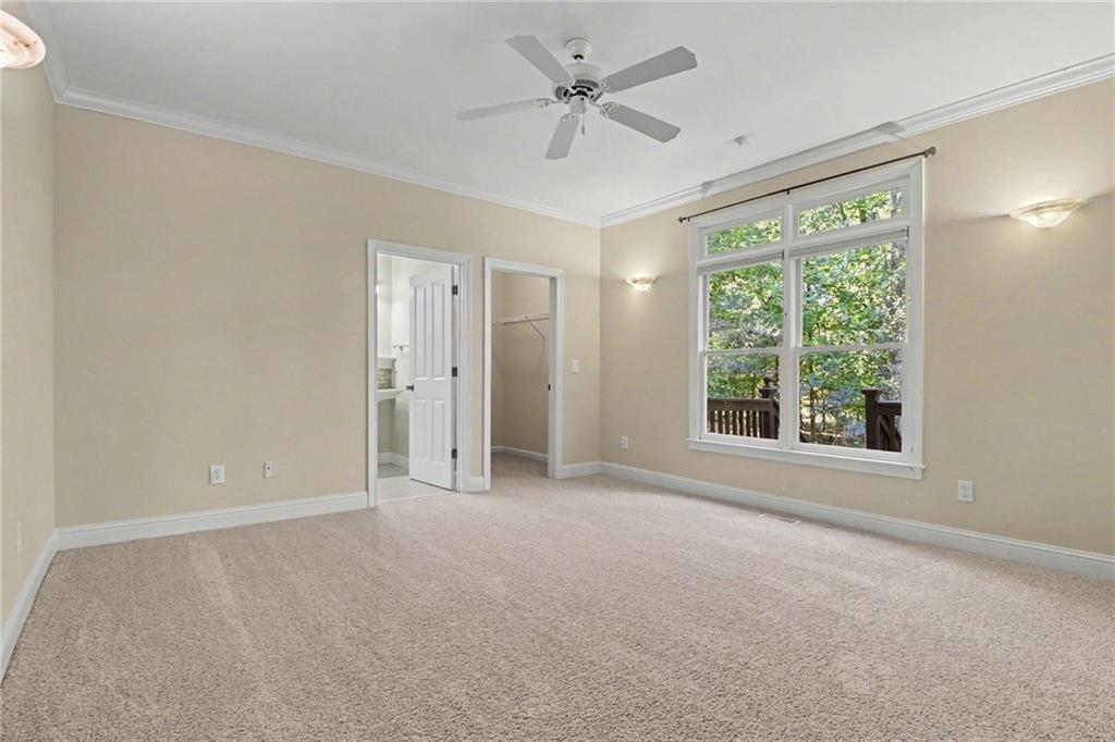 720 Barberry Drive Property Photo 10