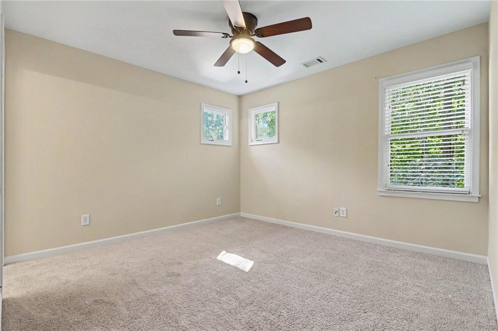 720 Barberry Drive Property Photo 12