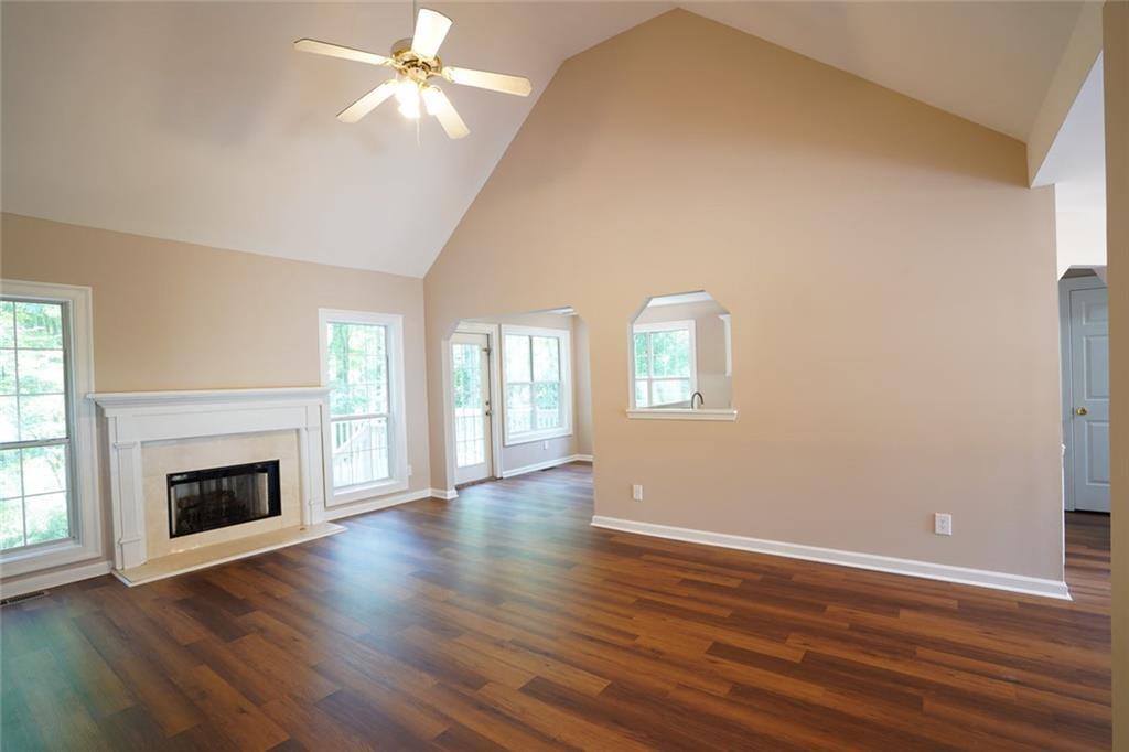 4340 Mapleton Way Property Photo 3