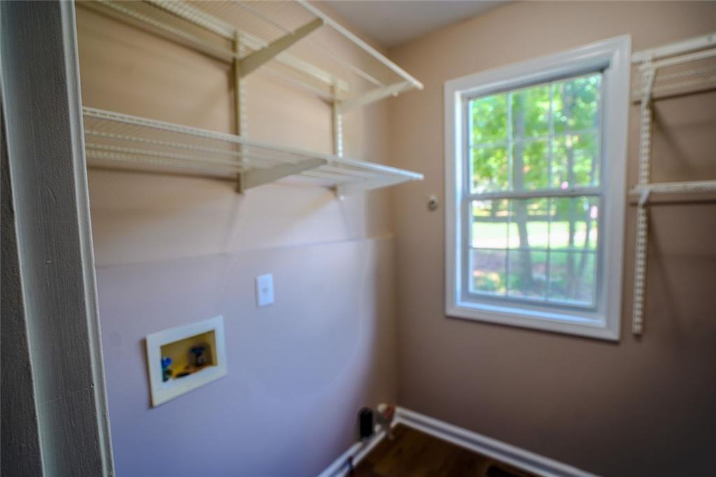 4340 Mapleton Way Property Photo 7