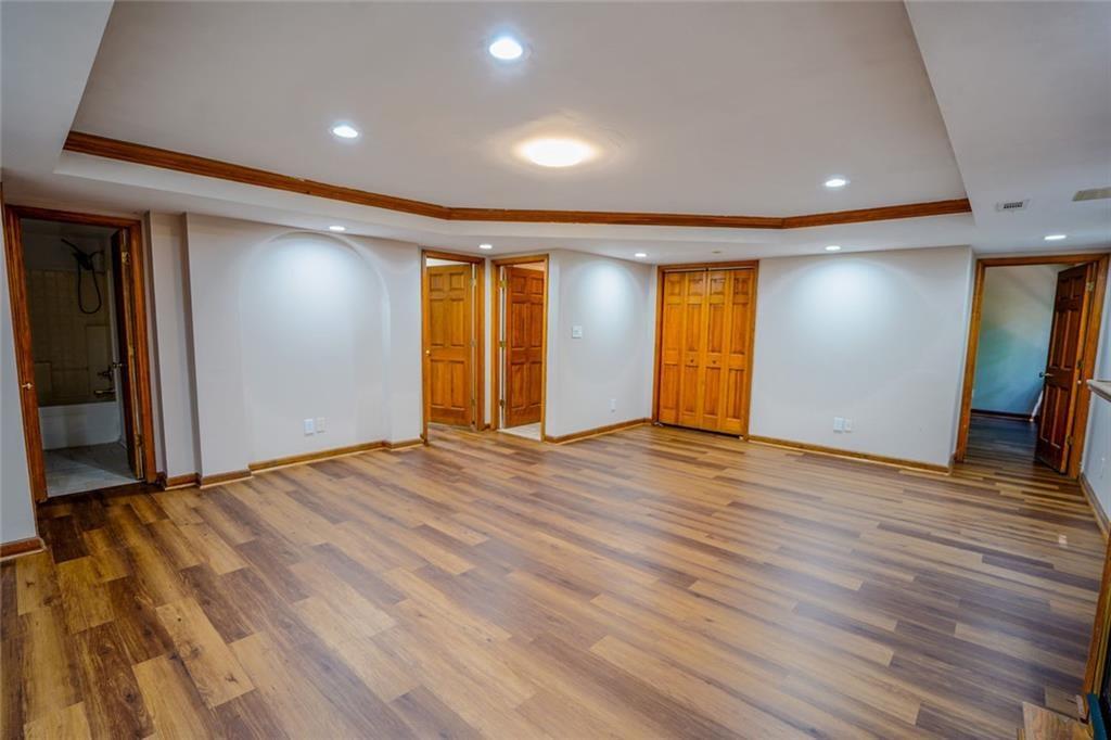 4340 Mapleton Way Property Photo 25