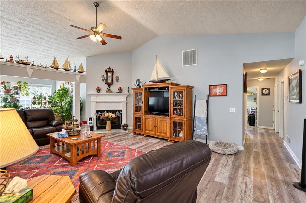 1230 Morgans Run Property Photo 14
