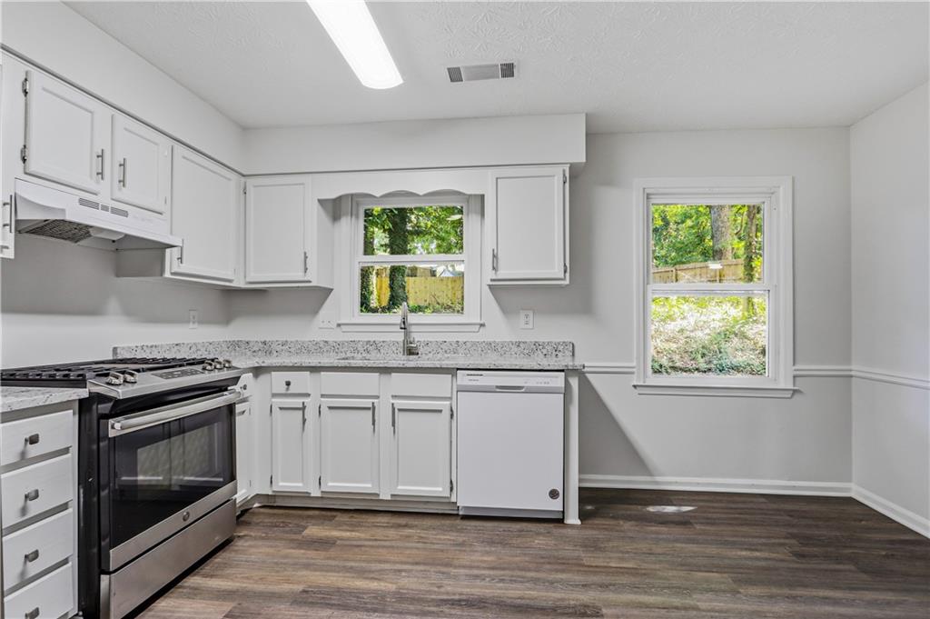 485 Barrington Loop Property Photo 9