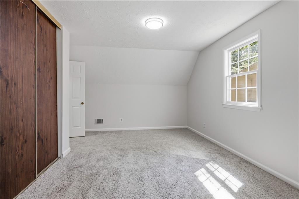485 Barrington Loop Property Photo 17
