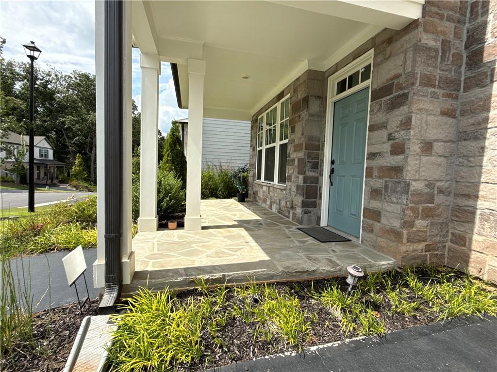 207 Foxhill Drive Property Photo 3