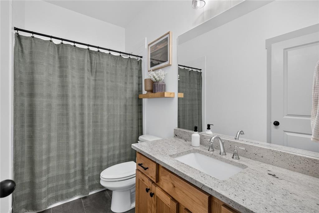 417 Fox Valley Drive Property Photo 31