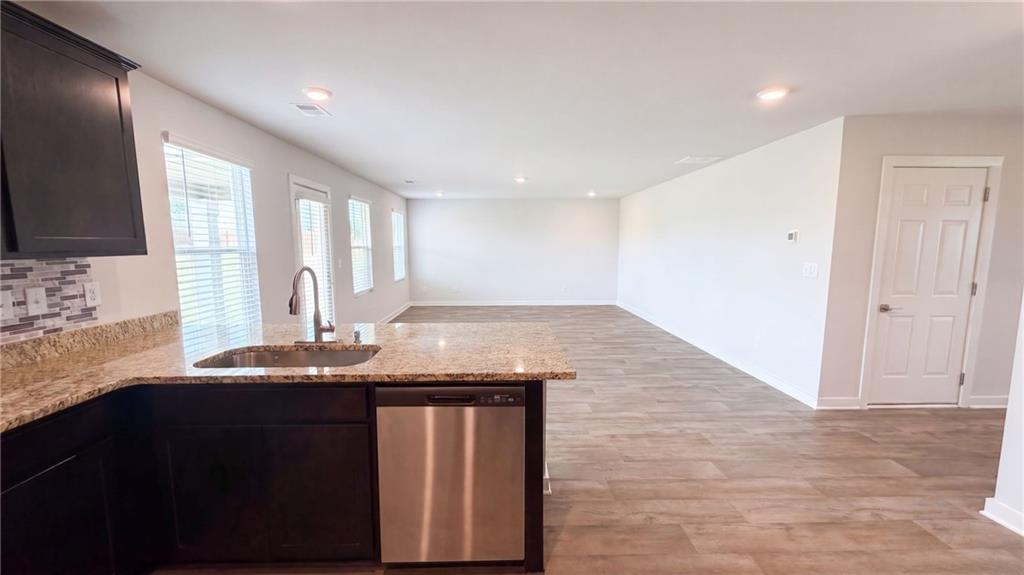 800 Maduro Way Property Photo 10