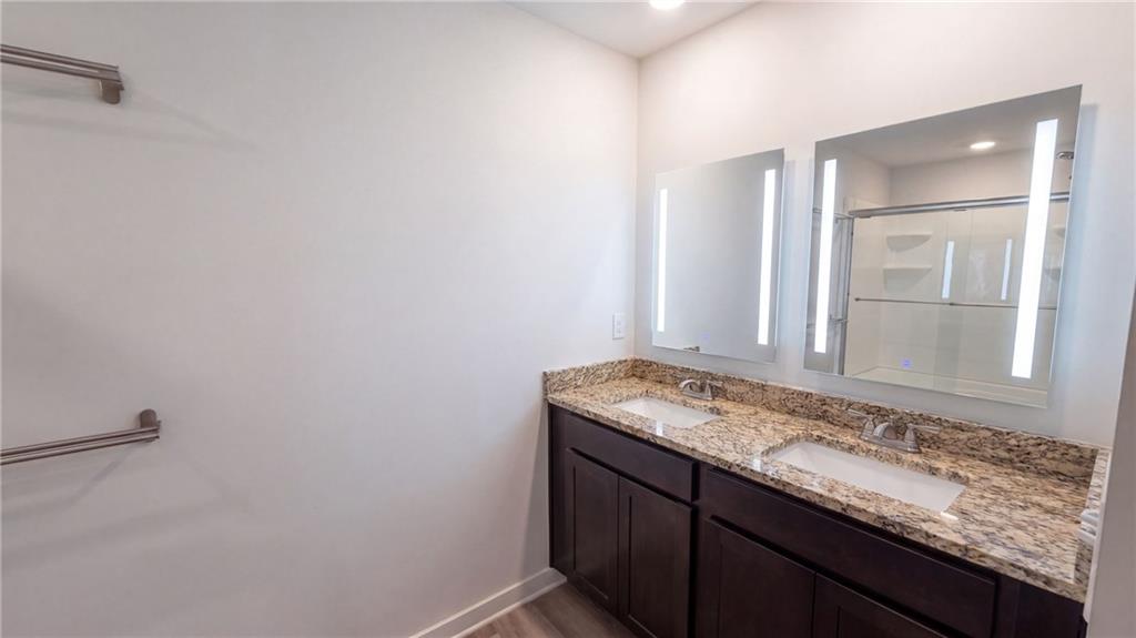 800 Maduro Way Property Photo 15