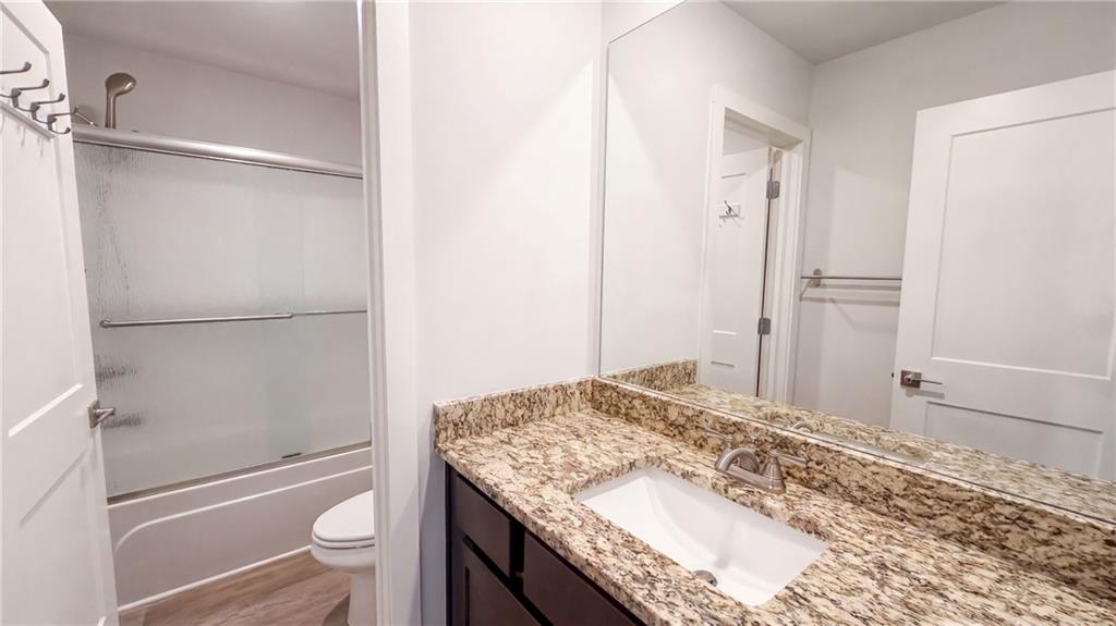800 Maduro Way Property Photo 18