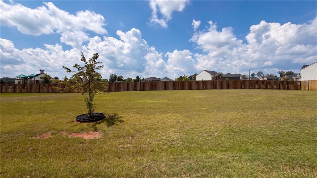 800 Maduro Way Property Photo 27