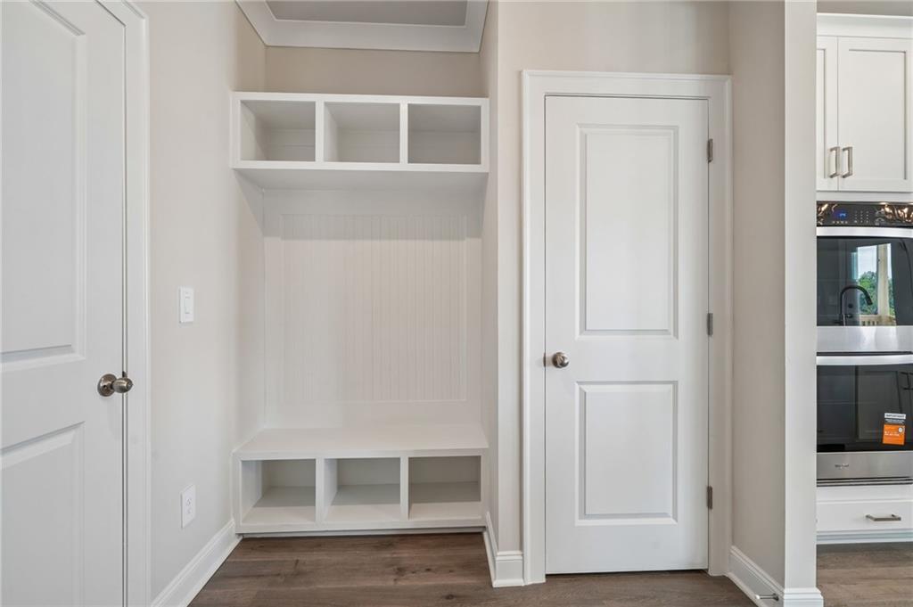 2217 Melville Way Property Photo 13
