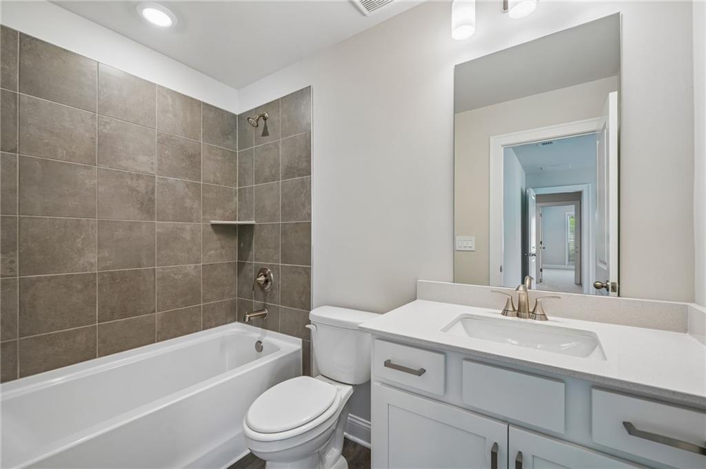 2217 Melville Way Property Photo 33