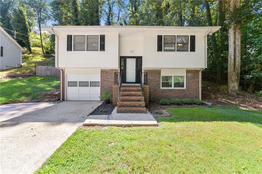 1421 Northwood Circle Property Photo 1