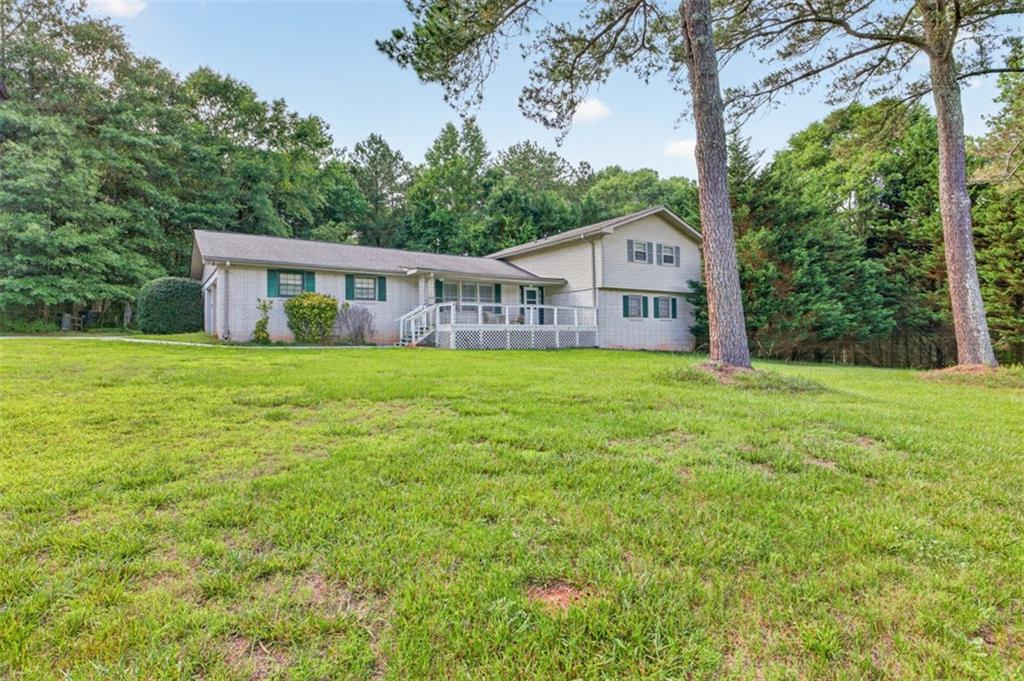 1981 Lee Peters Road Property Photo 1