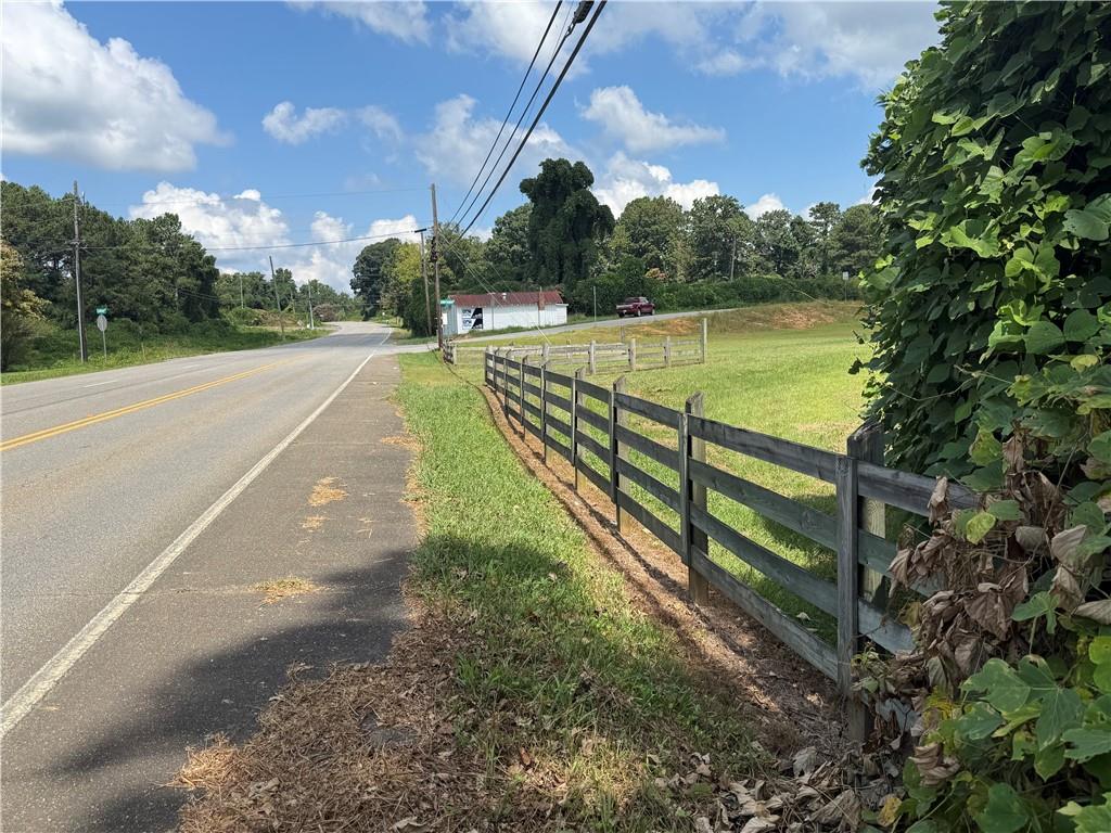 2170 Talking Rock Road Property Photo 1
