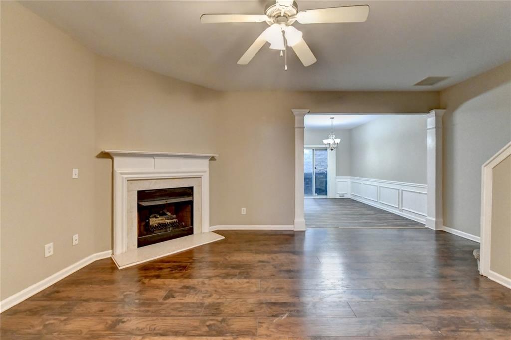 2152 Executive Drive Property Photo 8