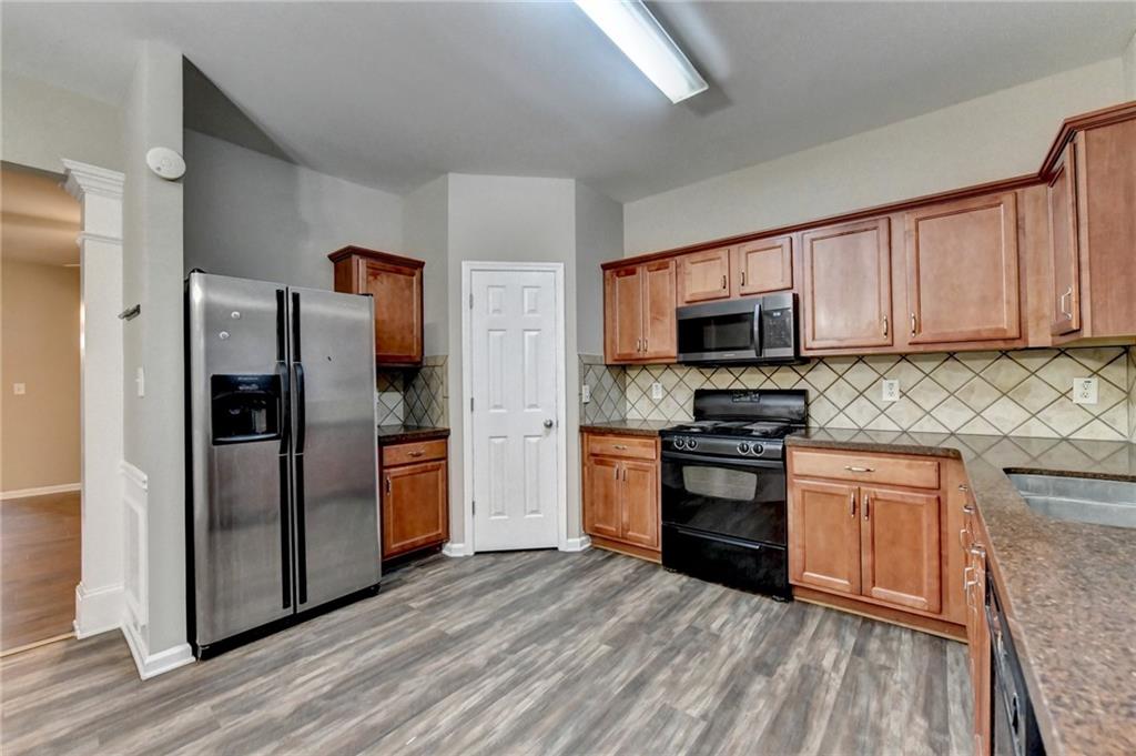2152 Executive Drive Property Photo 18