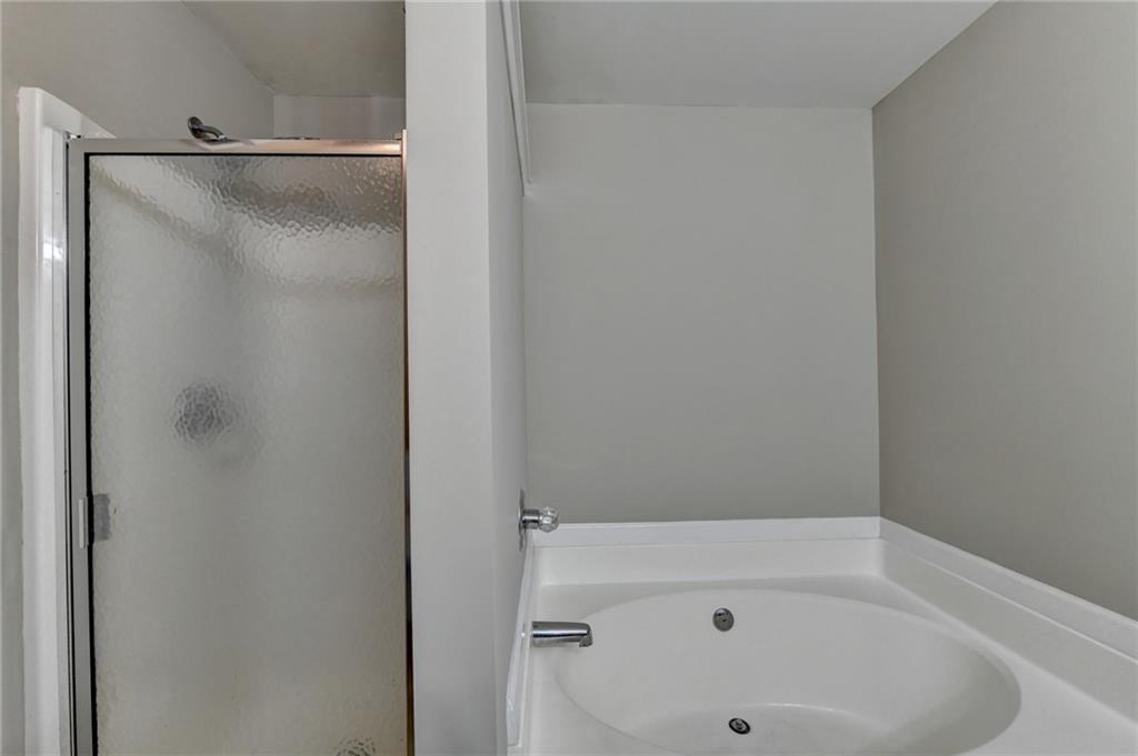 2152 Executive Drive Property Photo 30