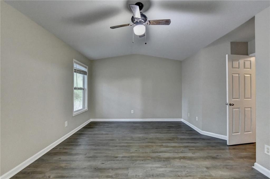 2152 Executive Drive Property Photo 37