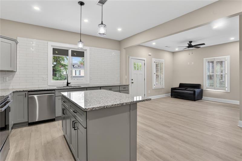 7830482 Property Photo 2