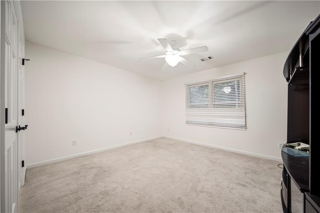 261 Powers Park Way Ne Property Photo 43