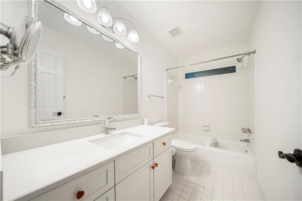 261 Powers Park Way Ne Property Photo 45