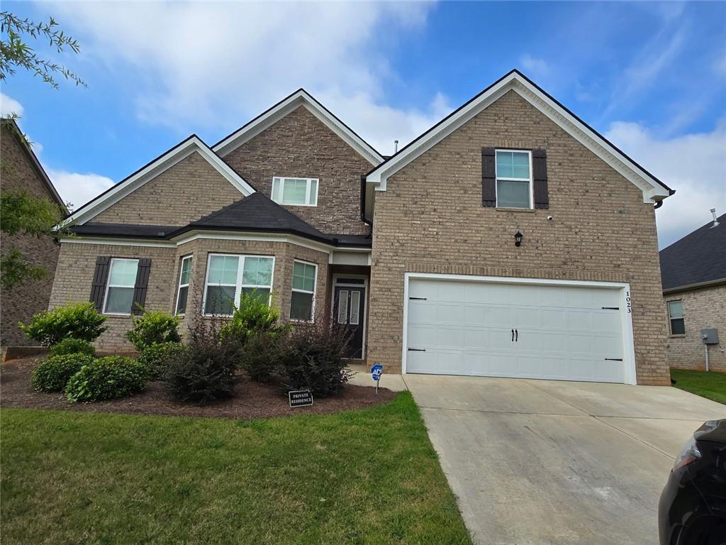1023 Ayrshire Drive Property Photo 1