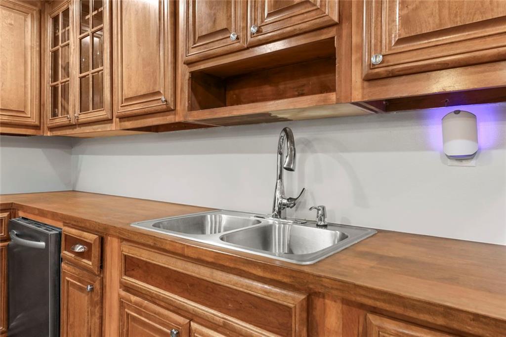 7830533 Property Photo 4