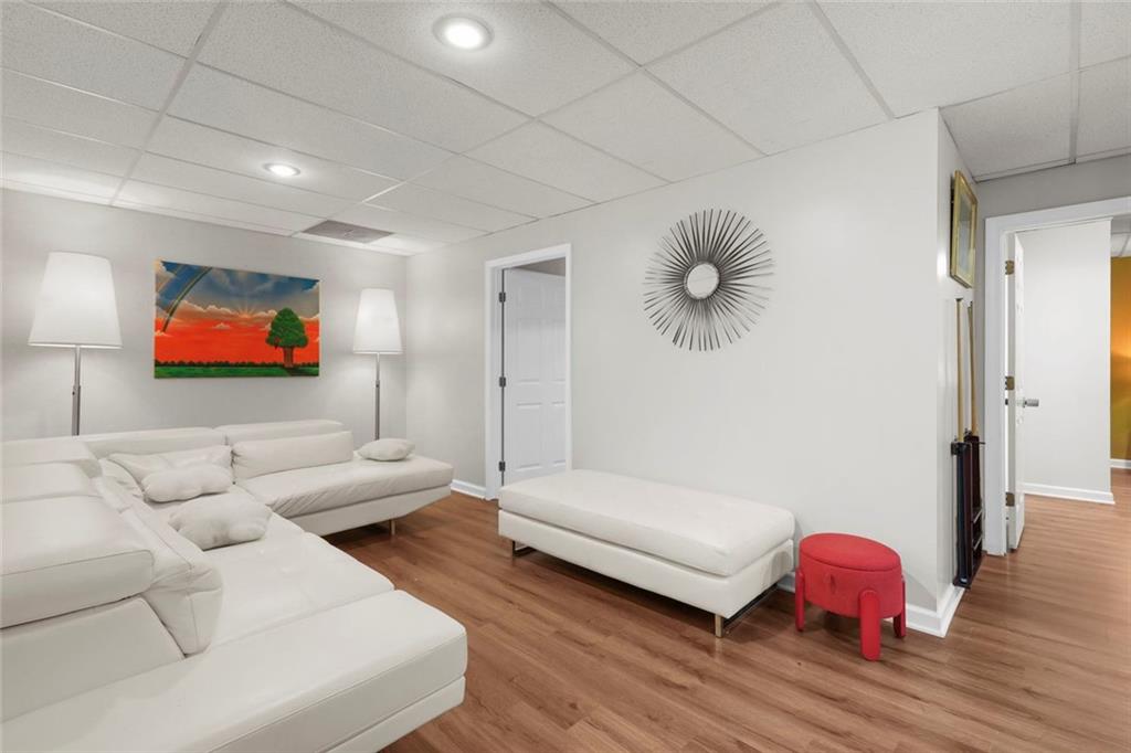 7830533 Property Photo 11