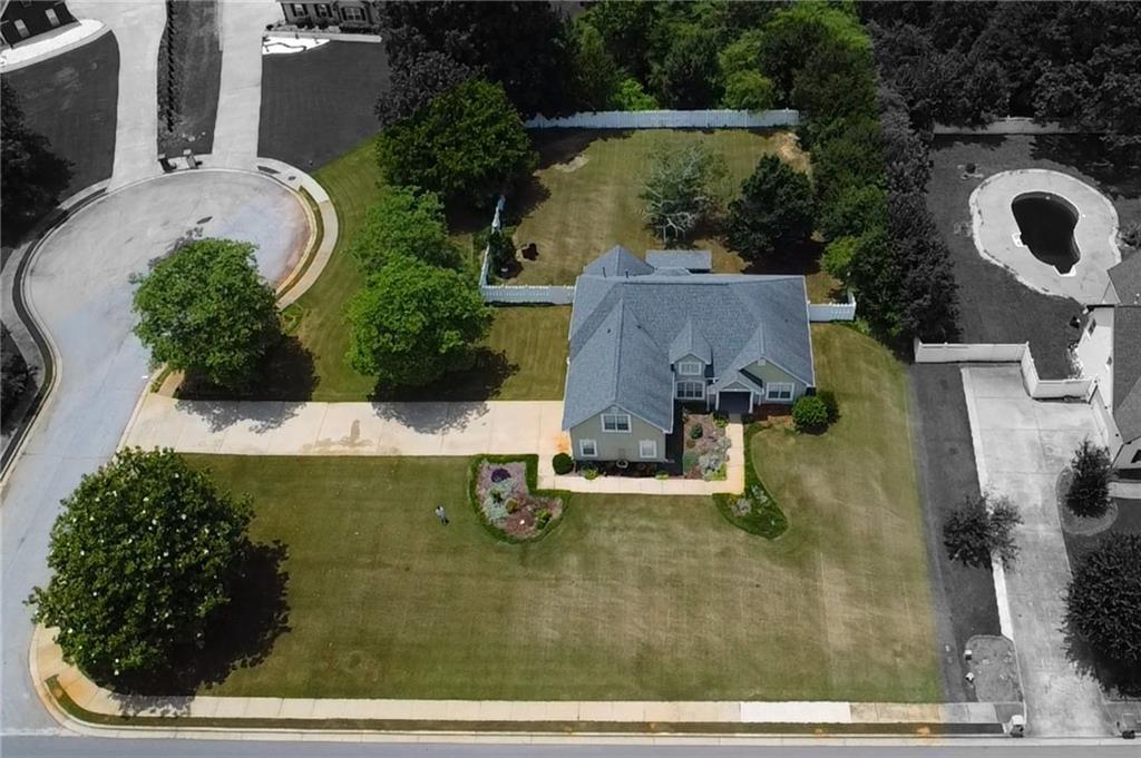 200 Chatfield Way Property Photo 2