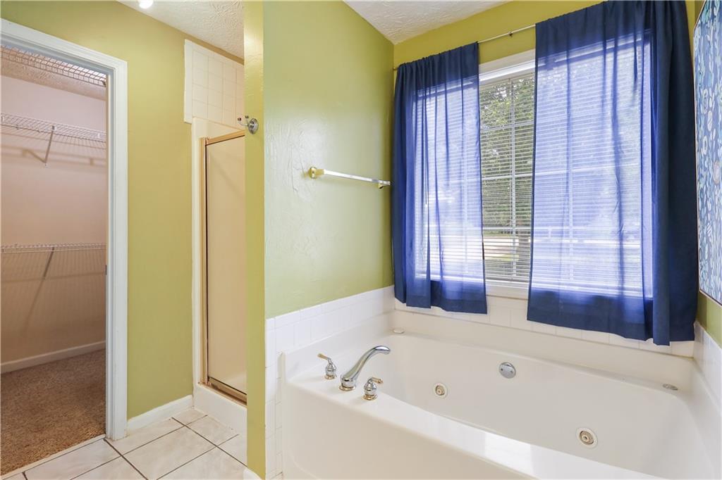 200 Chatfield Way Property Photo 16