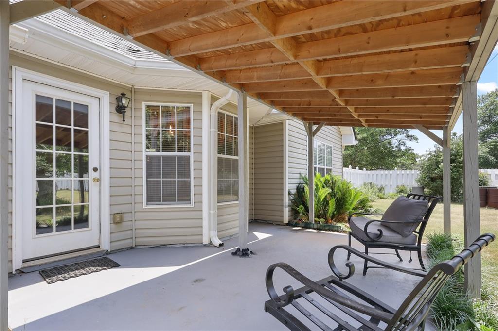 200 Chatfield Way Property Photo 27