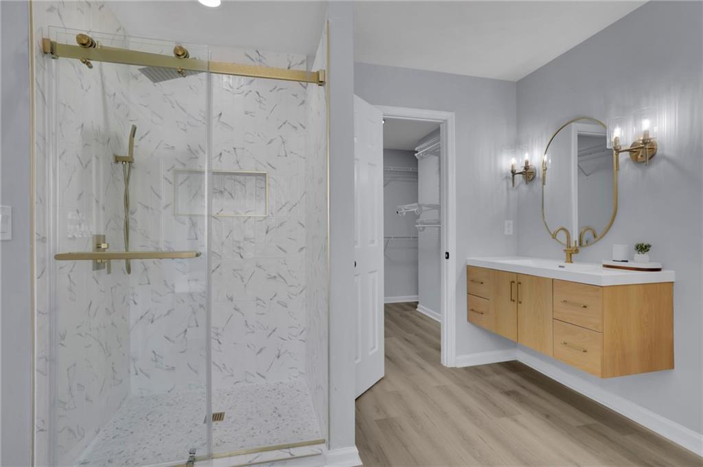 552 Glen Level Circle Property Photo 25