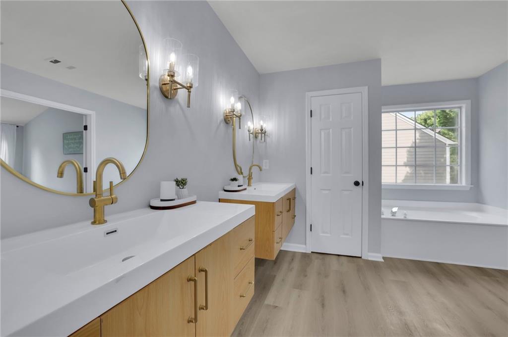 552 Glen Level Circle Property Photo 27