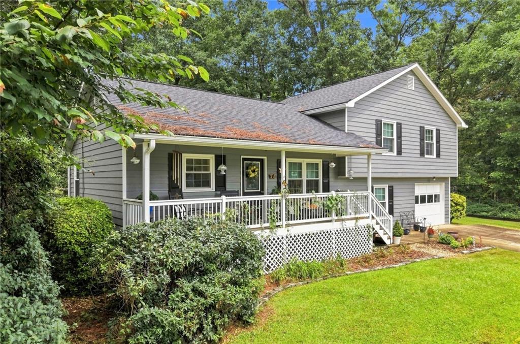 2488 Forestdale Drive Property Photo 1