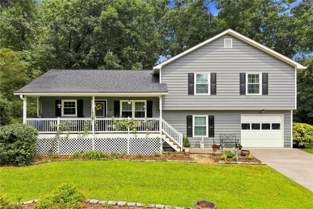 2488 Forestdale Drive Property Photo 1