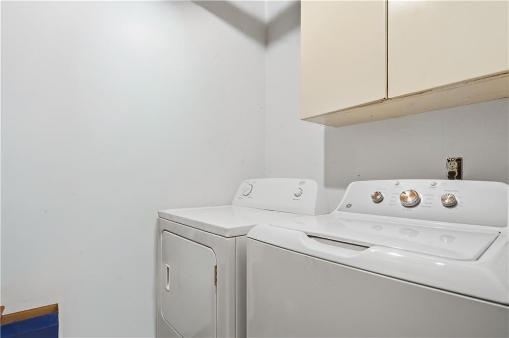 2488 Forestdale Drive Property Photo 34
