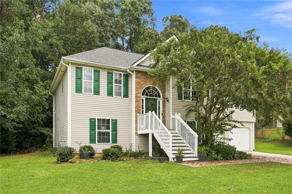 35 Sandstone Court Property Photo 1