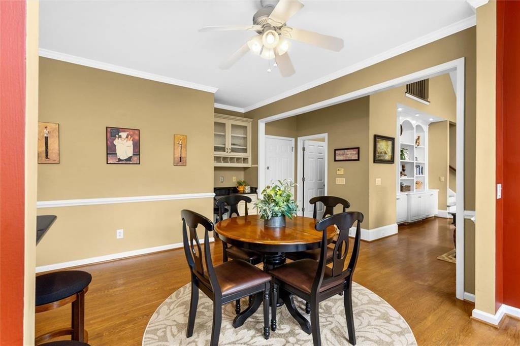 210 York Town Circle Property Photo 17
