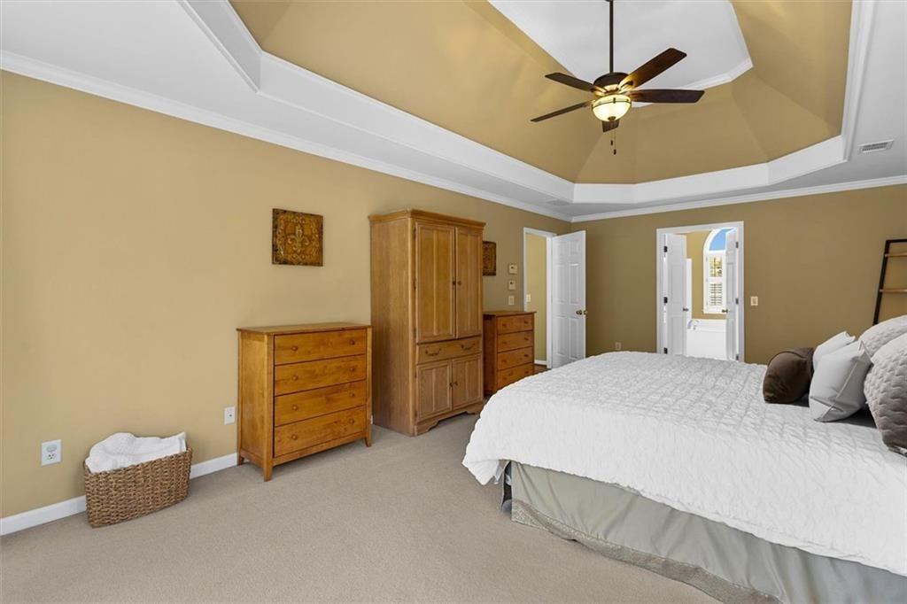 210 York Town Circle Property Photo 33